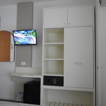 Hotel Villa Candia Lignano Sabbiadoro Kültér fotó